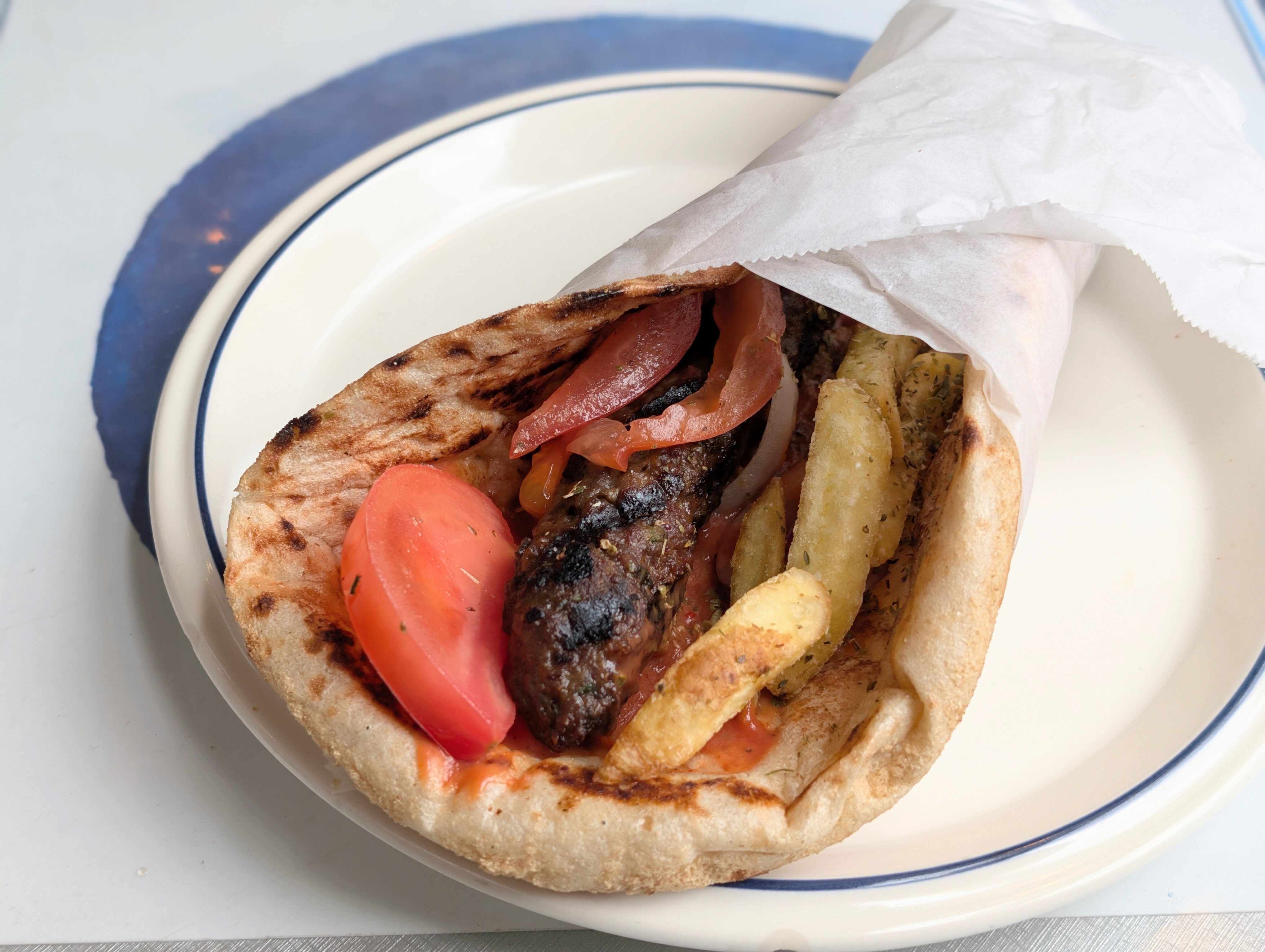 麻布、ミリュウ、ケバブラップ (2)